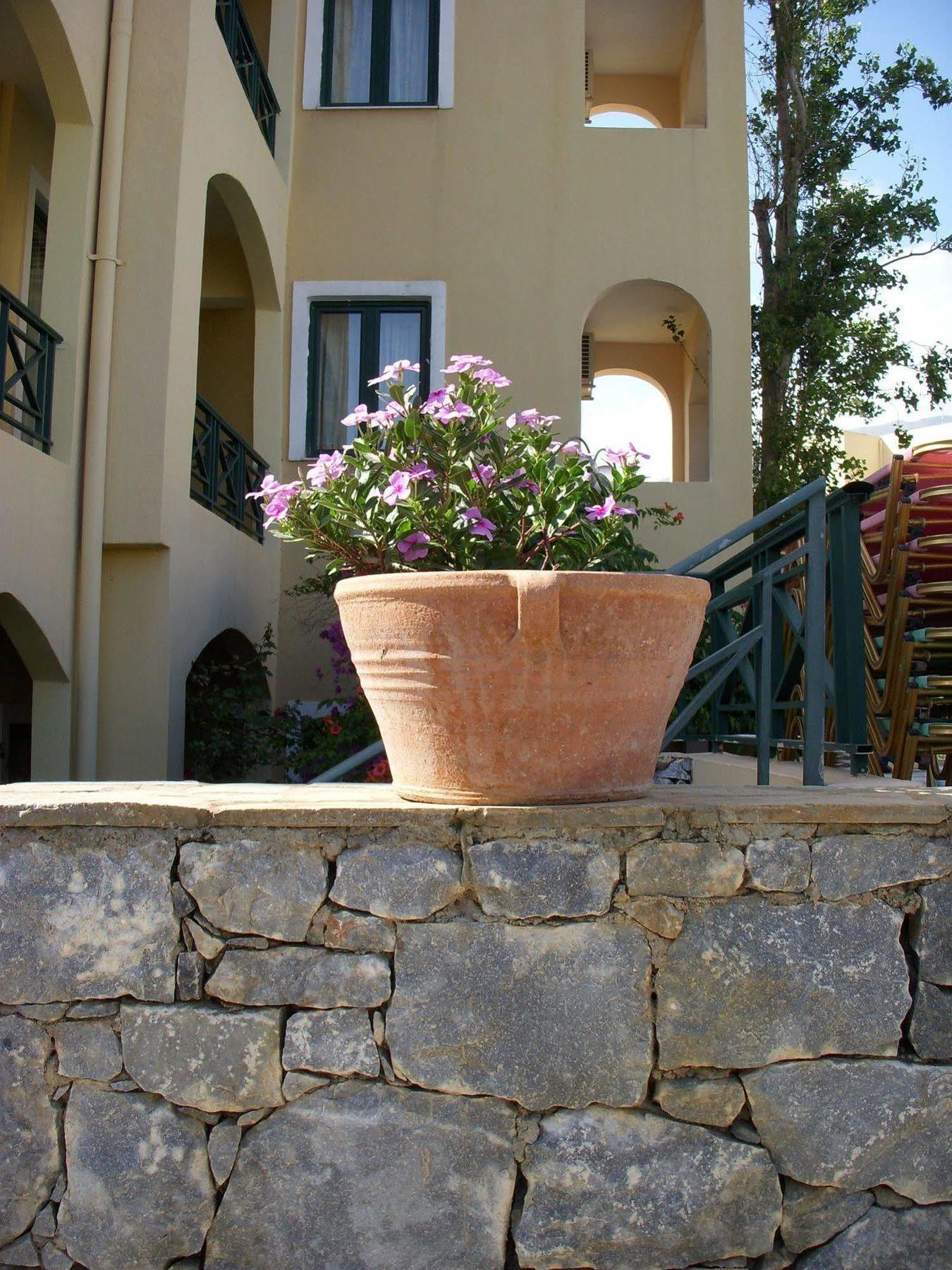 Romantica Hotel Georgioupoli Exteriör bild